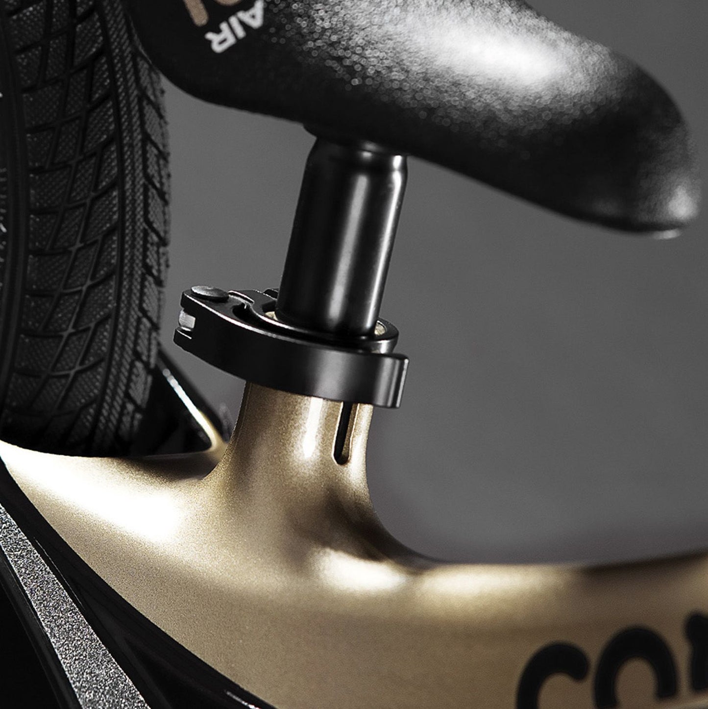 Cariboo Magnesium Air (Black-Gold)